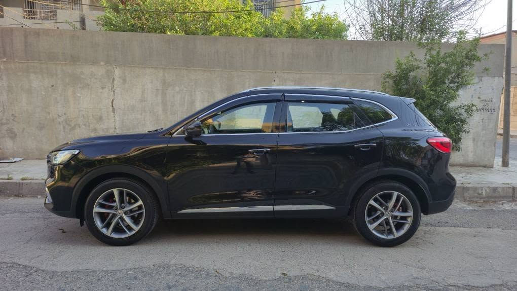 MG HS TROPHY 2021
ڕەش ناو جلد سوور
بێ لێدران زەمان شەریکە ماوە
١١٣ هەزار رۆیشتیە
مواسەفات فوول فوول
مەکینە 2.0 تۆربۆ گەورە 228 هۆرسپاوەر
٥ مۆد لێخوڕین 
دەبڵ ئەکسل
 ناوەوە LED 
شاشە گەورە 
پانۆراما
تەحدید سرعة
سندوق شەفت
کوشین هیتەر
گێچ شاشە
٥ کامیرە ٣٦٠
 *********** أربيل, العراق
