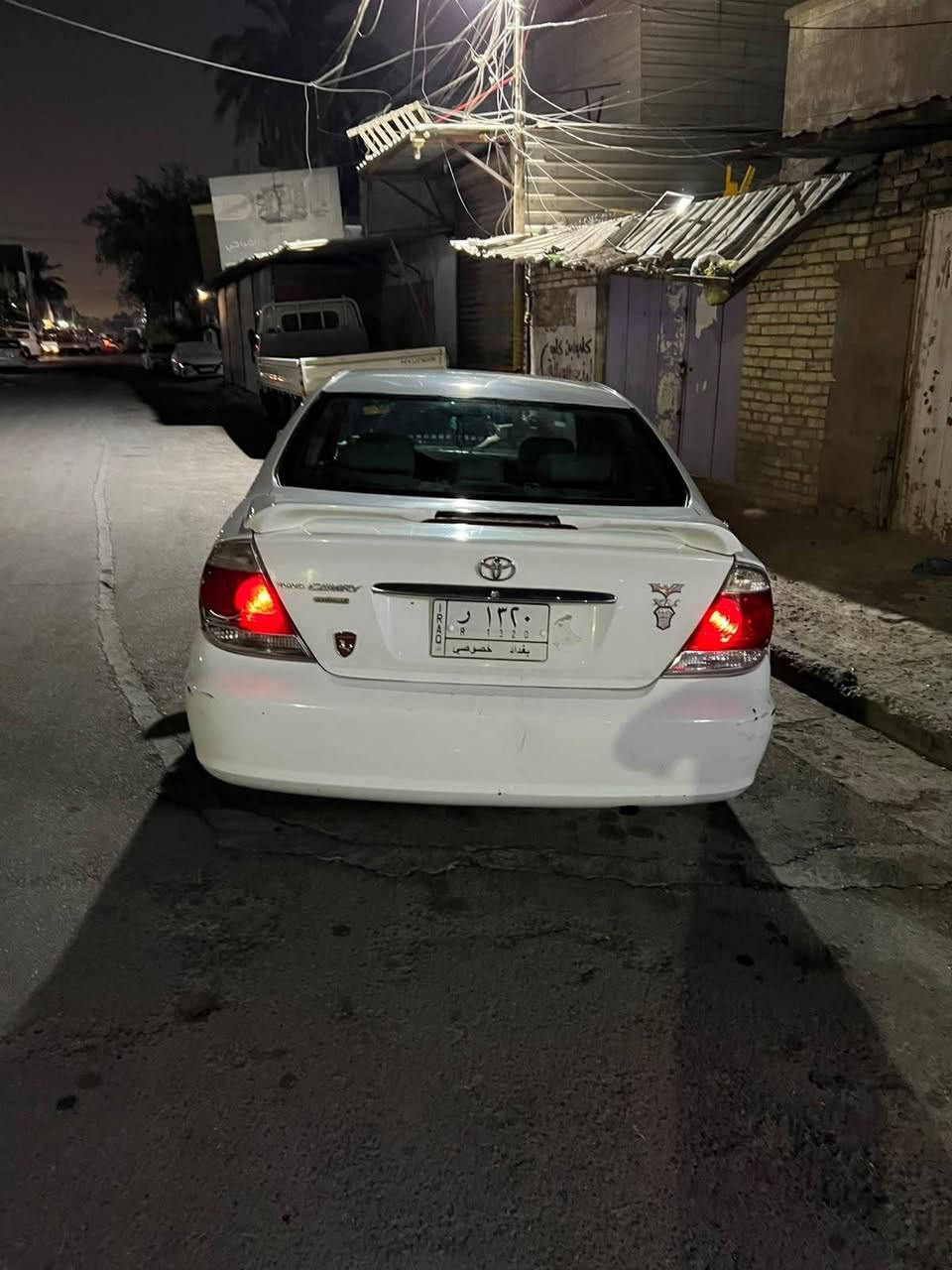 سياره كامري ٢٠٠٣خليجي  محرك ٢٤٠٠ /٤سلندر/ كير اوتو /تبريد خير من الله مكينه نضيفه / صدر و حداده جديد/ السياره رقم بغداد مشروع وطني تحويل بنفس اليوم/السياره كامله مكمله ع اخر حبايه / رايده ب ١١٥وبيها مجال٠للستفسار الاتصال ه‍/*********** عنوان بغداد البياع.
