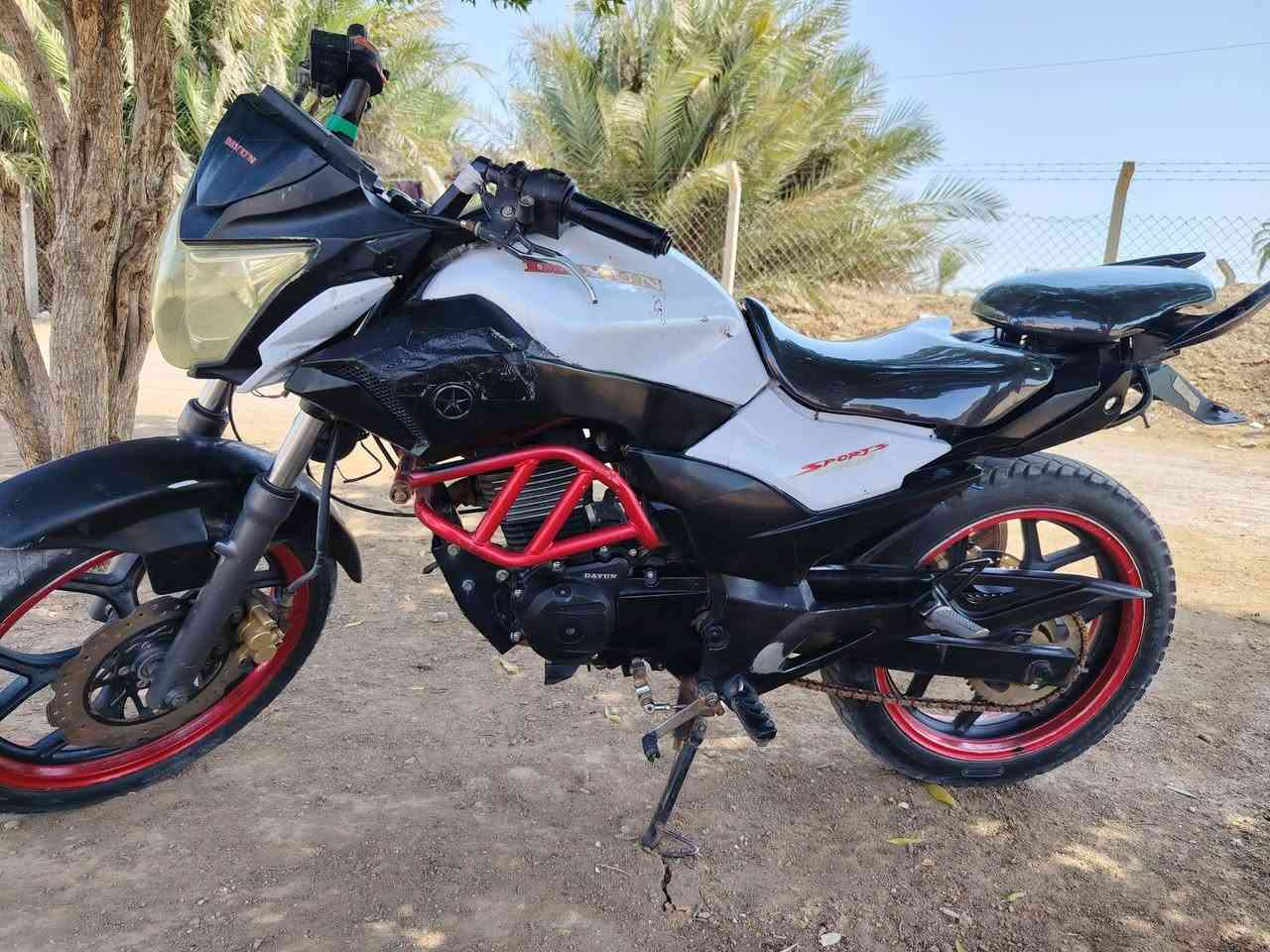 للبيع دايوان خفاش وراق موديل17 دراجه مكفوله سعر900وبيه مجال لشراي عنوان حي لحكيم***********
