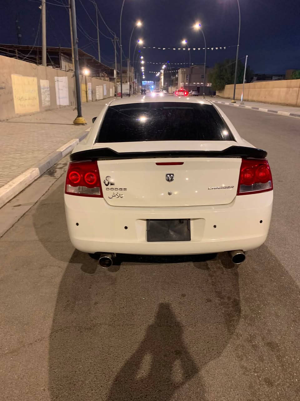 سلام عليكم جارجر 2009 خليجي بيه قطعتين وكم ملاحضاه كير ومكينه وتبريد وحداده  كفاله سياره sxt شاشه كامره كشن سايق كهربائي بسمي رقم جديد   سعر.95  *********** الاتصال
