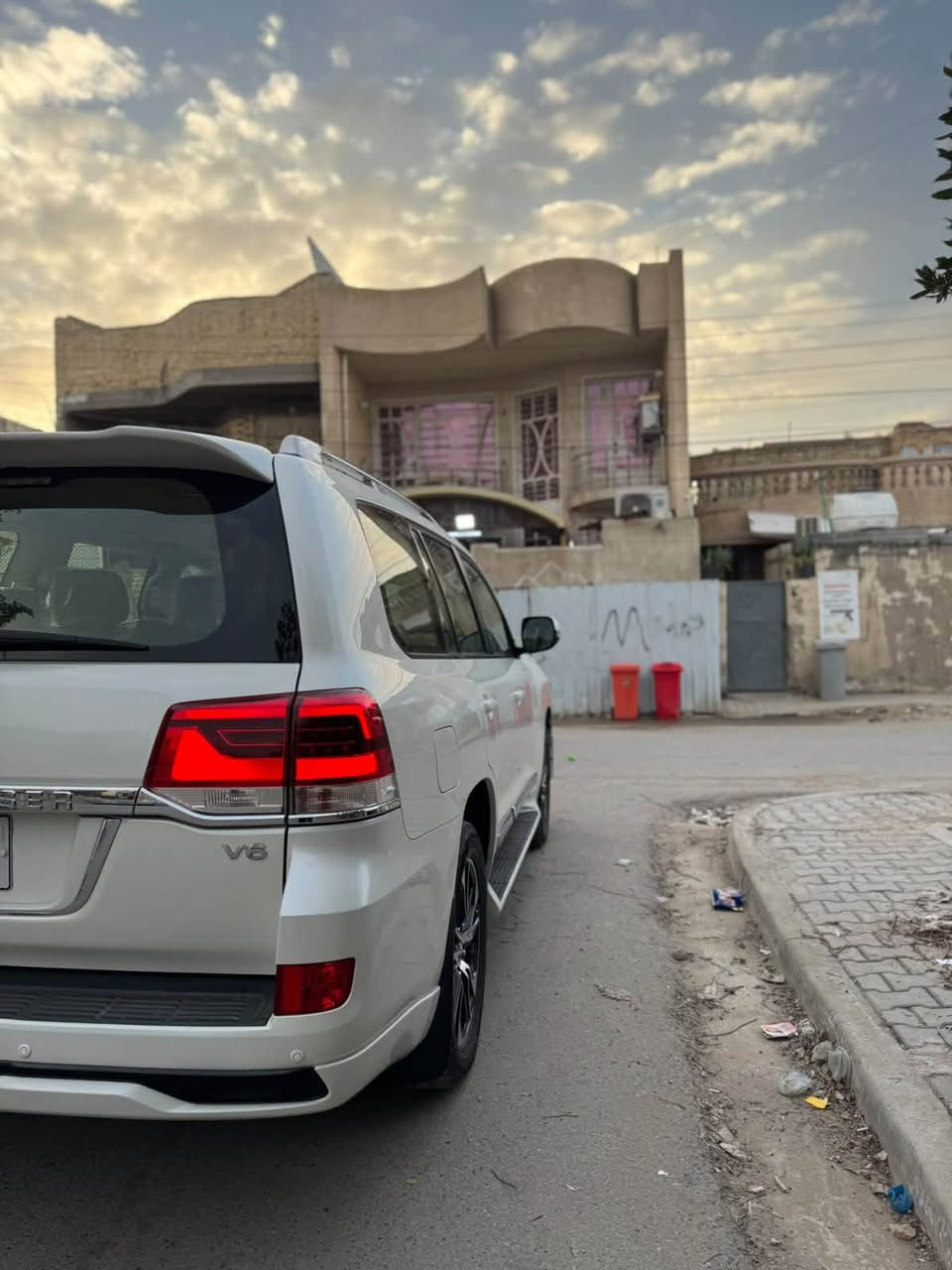لاندكروز GXR • ٢٠١٦ • رقم بغداد