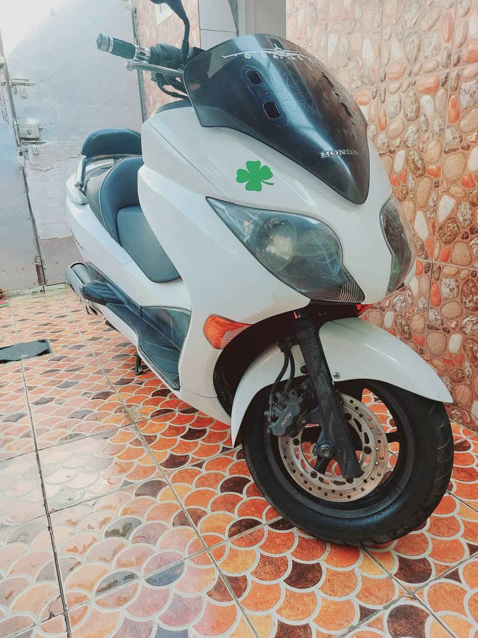 فورزه 0  10
جديدة كفاله عامه 
كلشي بيها مال اليابان 
كير او تماتيك 
فورزه نظافة ٩٥% 
فقط الجناي يجيني .ويدعيلي 
فورزه .بانزين محسن .ودهن درجه اولا 
بصمه .+ سويج حتياط .
منفيست + مكاتبة مكتب 
الدراجة احلا من الصوره 
سريعه .وخرسة 
مكانه بابل المدحتية 
السعر والاستفسار 
***********
***********
