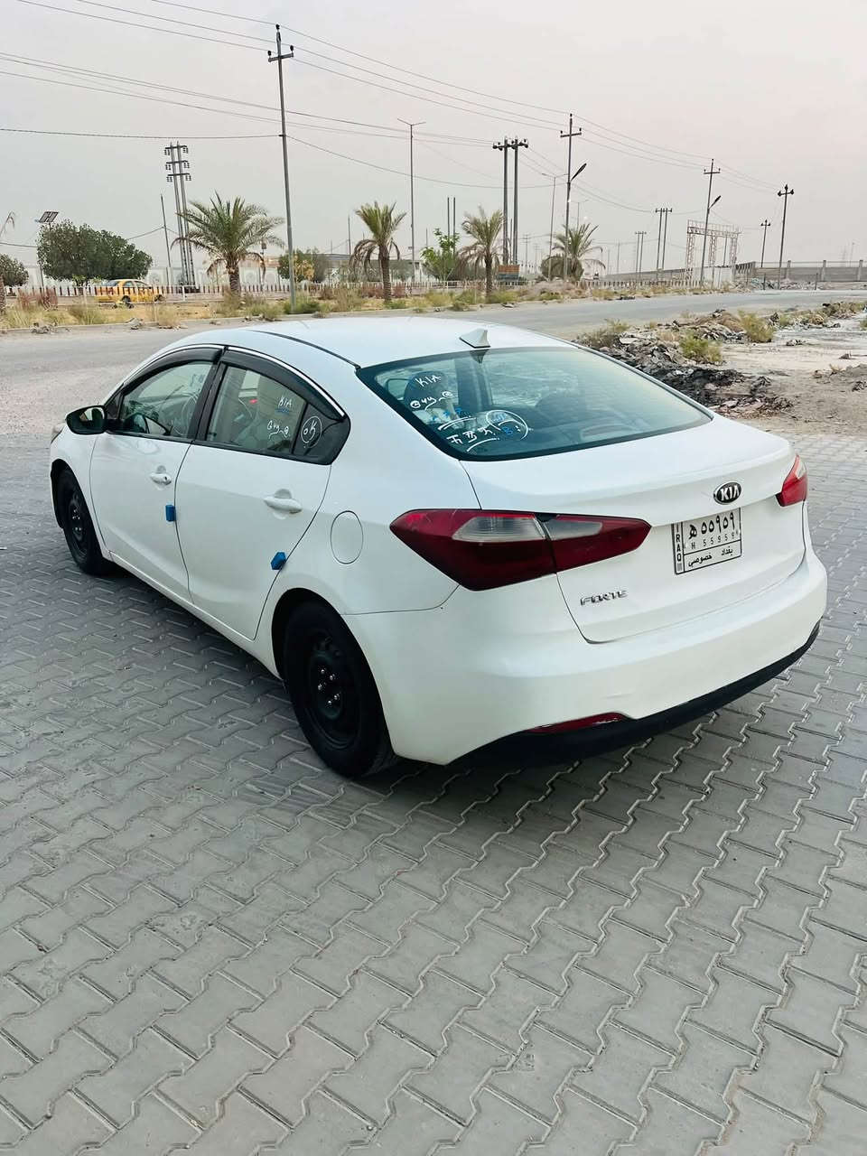 فورتي موديل 2016امريكي حادثها بنيد وجاملغ وهنا بلعراق بيها رشات صبغ متفرقه ابيع احزام حتى لا تعبك ولا تعبني بدون داخل رقم بغداد تحويل مباشر سياره جاهزه على آخر حبابه ماتصرف عليها الف دينار مواصفات عاديه مكينه 2000 تحكمات حسسات اشاير بلمري ABS /UBS كير ومكينه وتبريد وحداديه وتخم تاير مكفولات السعر 84مكاني نجف رقمي ***********
