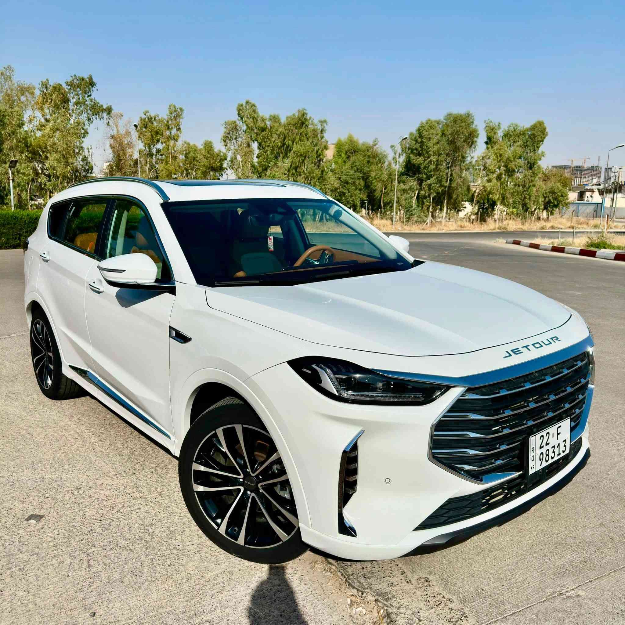 جيتور X70 PLUS 2025 
فول فول مواصفات
7 راكب 
لون ابيض داخل مشمشي 
رقم اربيل الجديد 

ماشيه 65,000 km

بانوراما 
كشنات جلد + تدفئه تبريد + خزن + كهرباء
صندوق كهربائي 
حساسات امامي خلفي 
رادار جانبي 
كاميرات ٣٦٠ درجة 
داش كام امامي بلادي 
تثبيت مسار 
محرك 16 توربو 
گير 7 نمر 
داخل ليد بالكامل 
اضائة ترحيب 
تحكمات ستيرن
ويل حجم 20

السياره بدون اي ضرر او حادث 
فقط pdr بالصندوق قليل جدا 
وموجود فحص اقل من شبر 

سعر السياره 185

مكاني اربيل 
***********
