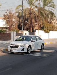 شوفر ليت كروز موديل 13رقم شمالي سليمانيه سياره مكفوله كفاله عامه جديده...