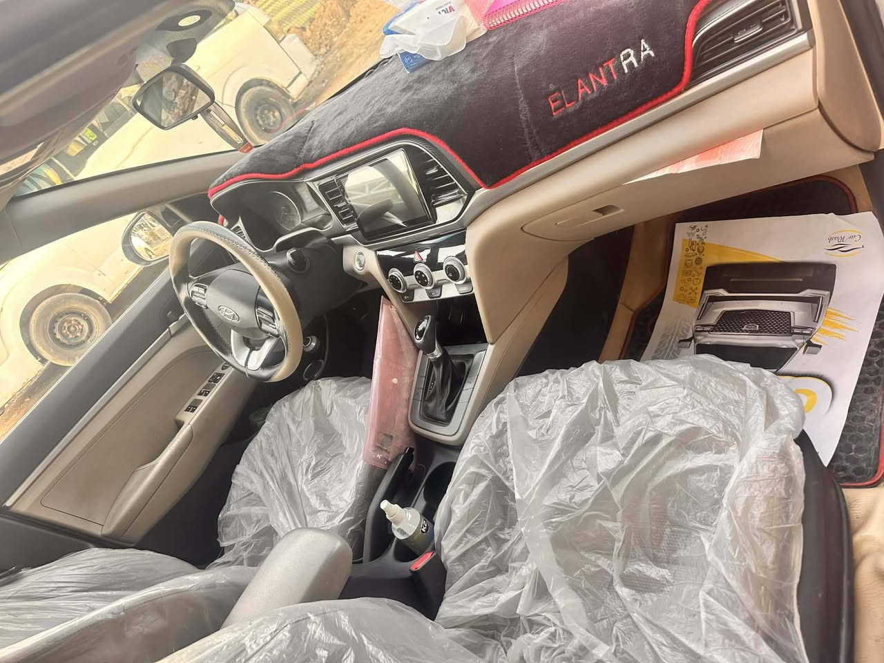 النترا 2019خليجي فول مواصفات رقم بغداد انكليزي الجديد 
الضرر السياره . بيها قطعتين مالته البلادي
فول موصفات 
مواصفات السياره حساسات امامي خلفي 
بص
كأمره خليفة 
مري شفط
يدات نيكل 
بصمه بيبان 
بصمه جنطه
شاشه 
ترحيب
مكينه وكير ع وضع الشركه 
تجي تكلب السياره تعجبك ع راسي ما تعجبك ايضاً اخليك ع راسي  
للاستفسار (***********) مكاني بغداد
145وبيه مجال

نص مكتوب في الصور:
- معرض المهندس
- لبيع وشراء كافة السيارات
- *********** ***********