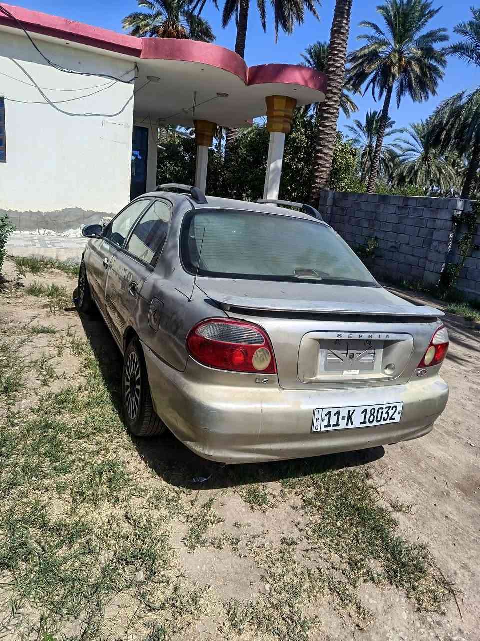 سلام عليكم كيا سيفيا موديل 2000 السياره بلاديه ما مصبوغه رقم بغداد ب اسمي سنويه لحد 2030 تسقط  السياره فقط كيرها عاطل ما اكتب السعر انته قيمها وخابرني هاذا رقمي واتساب ***********  رقم الاثير *********** متواجد  ع فيس
