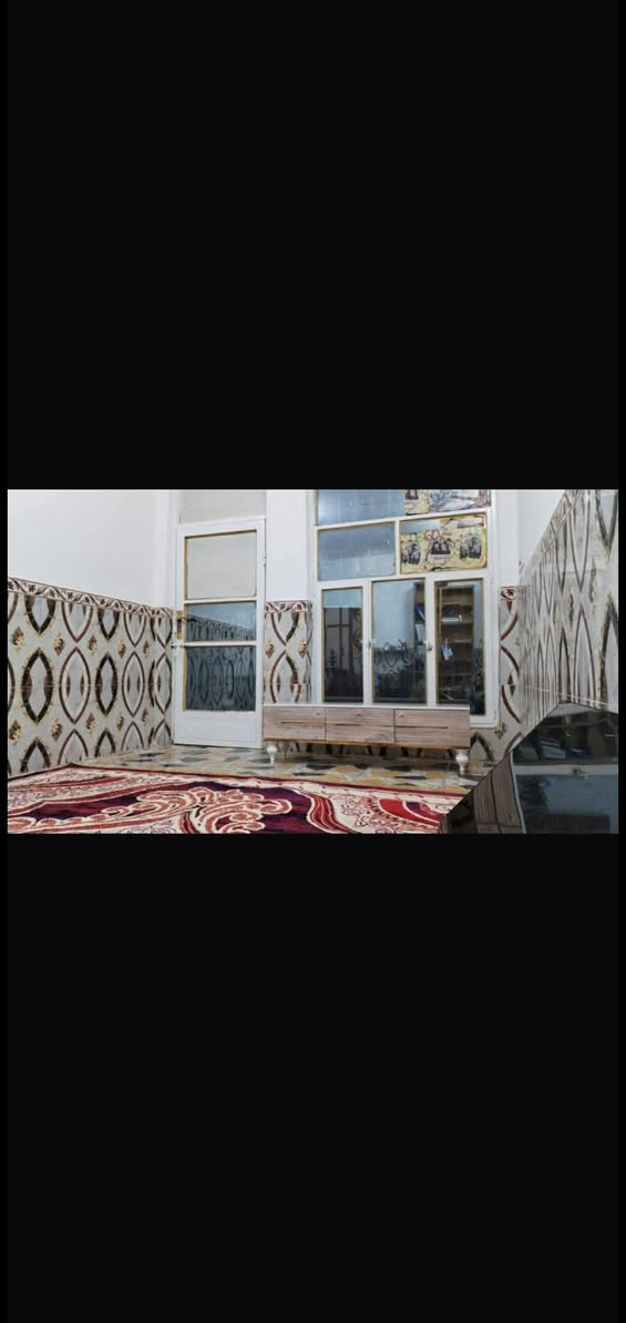 بيت مساحة ١٠٠ متر  طابق واحد  للبيع ب٩٠ وبي مجال قليل
 بالعرضات قرب السوق والمدارس 
***********
