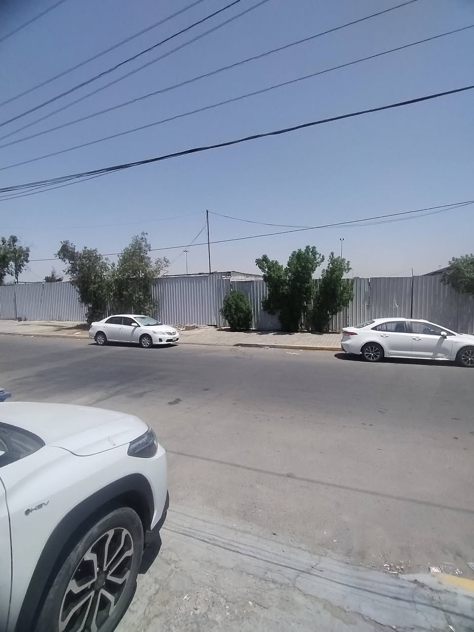 السلام عليكم

منزل للبيع مساحة 100 متر 5×20

بناء حديث

3 نوم و 3 صحيات مدخلين استقبال مطبخ حار بارد

شارع 20 متر رصيف 5 لا يوجد جار امام المنزل (امام المنزل مشتل) 

موقع حي القاهرة الصناعة على خدمي القناة قرب العيادة الشعبية مال صليخ

للاستفسار : ***********
