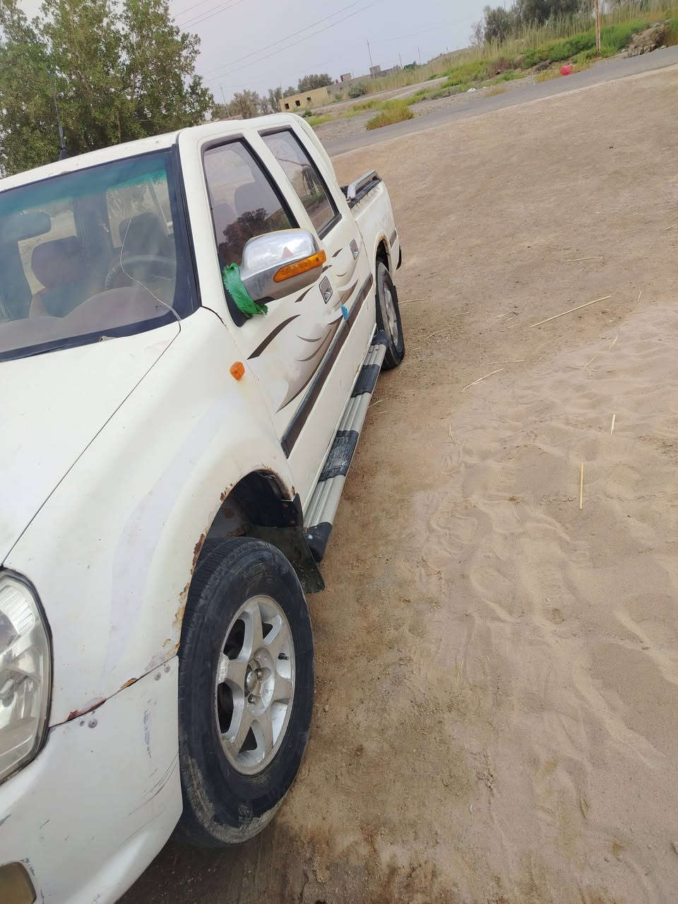 للبيع سيارة فتون ٢٠١٣ كير ومحرك عالشرط وحدادية صندوك جديدة رقم مثنى وسنوية ل٢٩.
للاستفسار ***********

نص مكتوب في الصور:
- ٥:٢٧ م