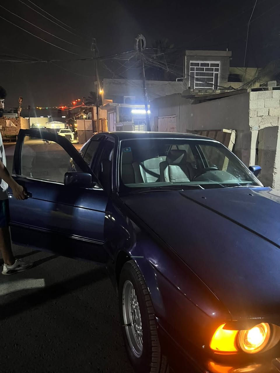 بي ام بسمي موديل 93 سعر 50 مكان بغداد محموديه تخم تاير صدر حداديه مكينه او كير كله جديد رقم ***********

