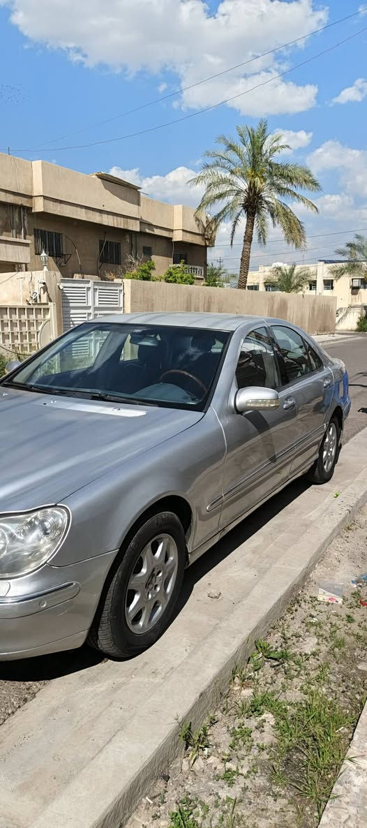 غواصة • ٢٠٠٠ • بغداد الجديدة