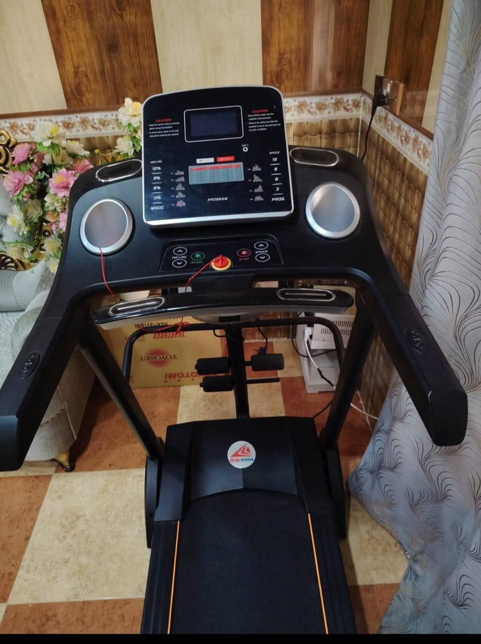 جهاز رياضه كهربائي  مستعمل قليل جدآ  نضاقه 100%
السعر( 325 ) دبل ماطور  نظام جبلي  عداد دقات القلب
عداد الوقت عداد حرق الدهون بي مواصفات اخره  سماعات ام بي ثري ***********
