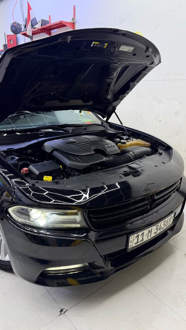 جارجر 2019sxt وارد امريكي فقط بنيد بدون دواخل بدون صبغ السياره جاهزه خير من الله كير مكينه تبريد كله بشرط مصروف عليه هواي السياره تجي تشوف بعينك السياره احلى من صور و اي نقص ما بيه  
مكان السياره البصره 
*********** 
ب208وبيه مجال

