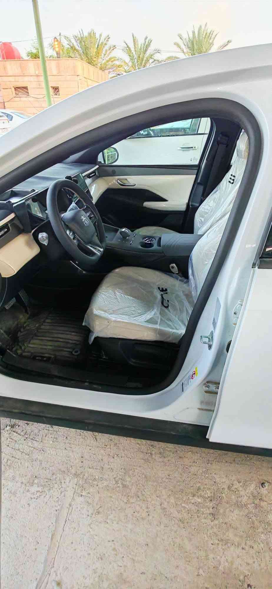داخل ابيض • مكفولة • رقم بغداد