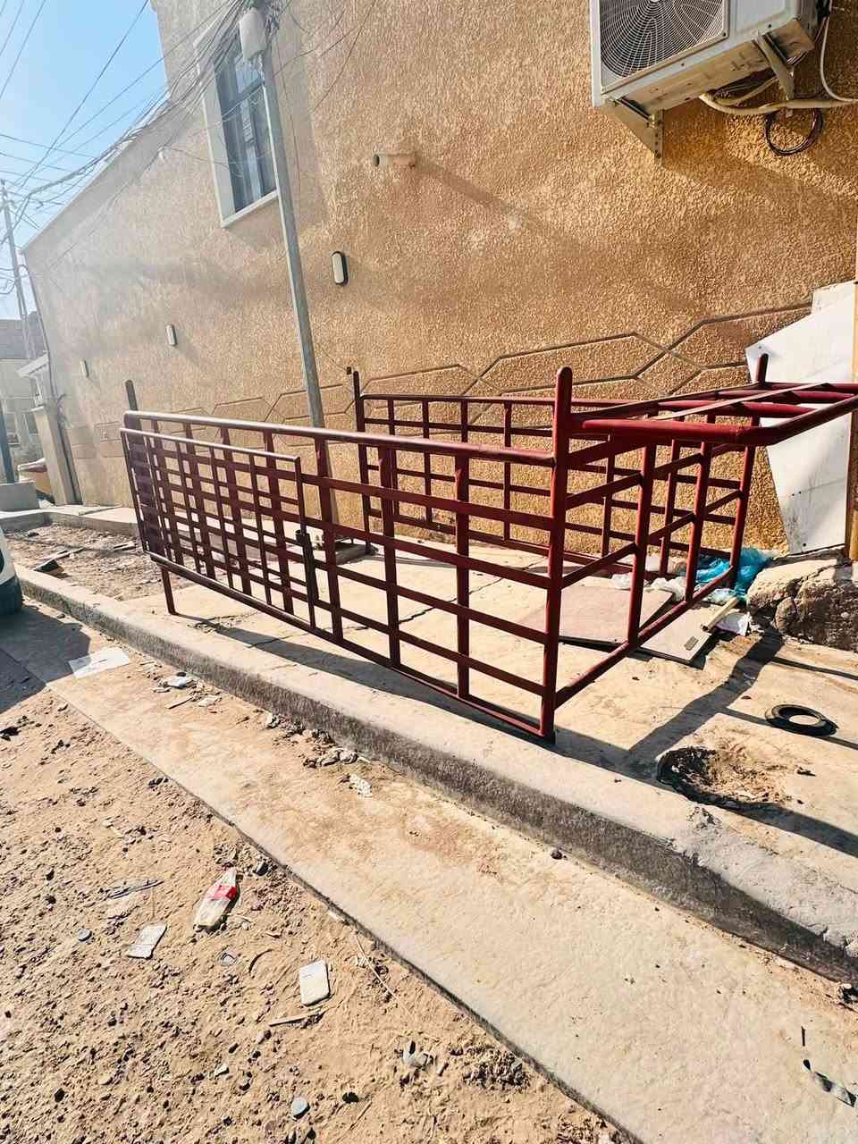سلام عليكم
محجر كيا نثية لوك جديد مابي قطره خياس 
سيباية وهوك ويا
مكاني بغداد جديدة 
***********
