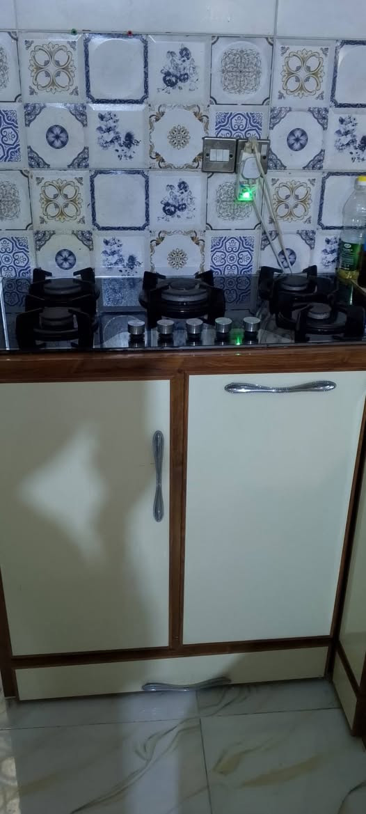 فرن كهربائي +ديلاب طباخ منضدي+طباخ غازي منضدي  لليع السعر000 250
الموقع بعقوبه الجديده قرب مكتب احمد الموسوي 
للتواصل ***********
