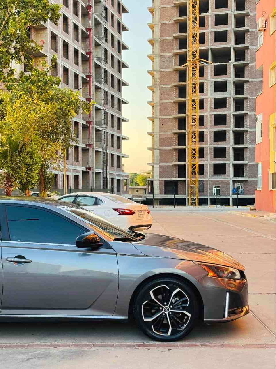السلام وعليكم
Nissan Altima 2022 SR
مواصفات SR المعروفه
كشنات جلد
رادار اربع جهات
بصمه ابواب وبصمه تشغيل
تحكمات ستيرن
وشفتات ستيرن

ضررها فقط بونيد
ايرباك فقط ستيرن طاك ومرجع بلادي
عنوان السيارة قضاء كلار

السعر ١٣٩ ورقه وبيها مجال كلش بسيط حك الجيه

*********** كالار, السليمانية
