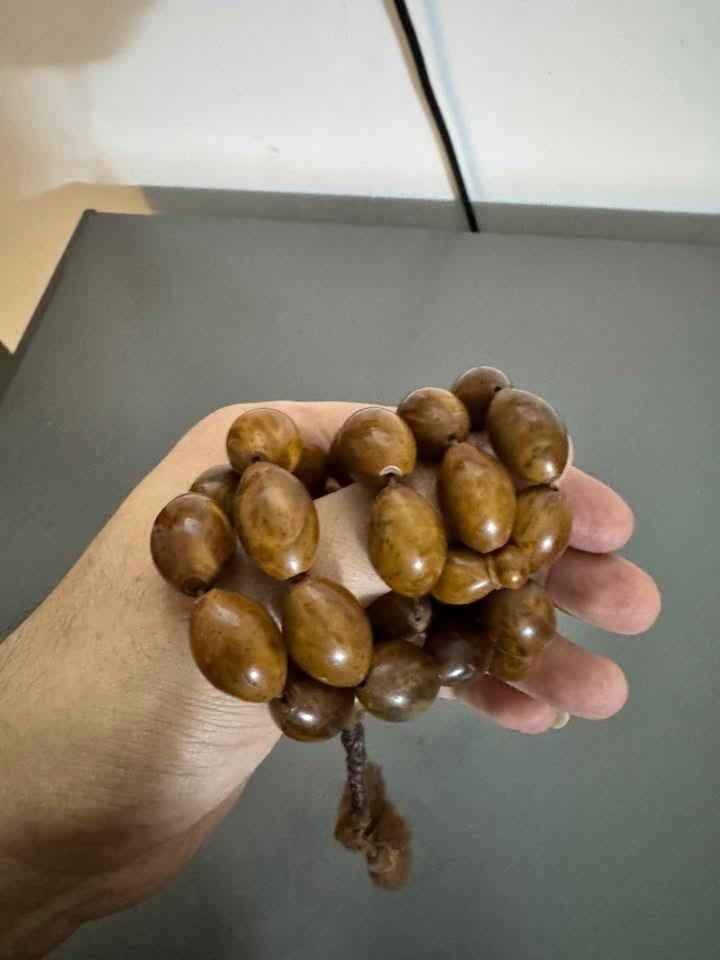 نارجين خشبي لماع اصليه قديم
التواصل واتس ***********
