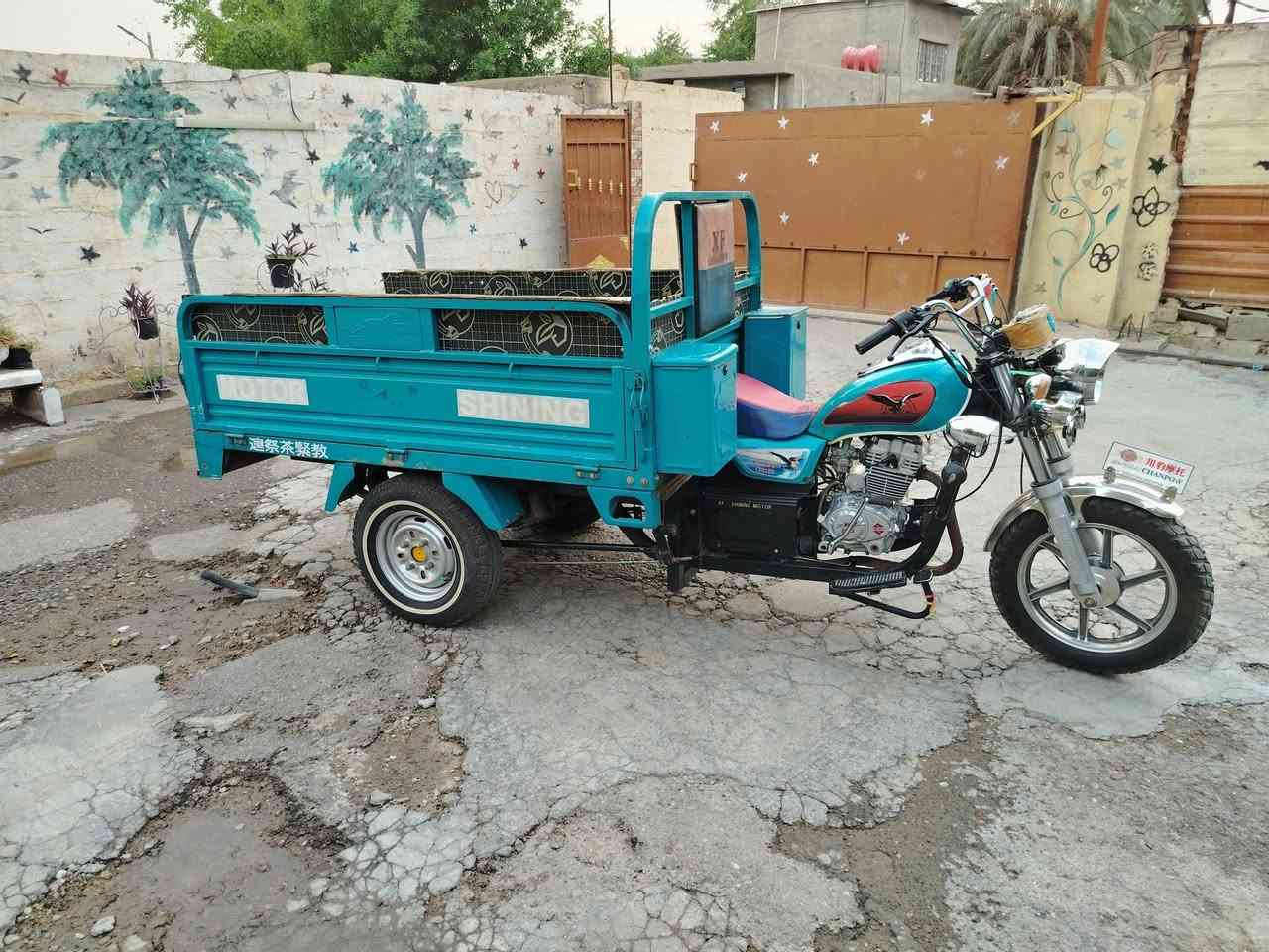 ستوته صقر موديل 22
مكفولة محرك ما مفتوح كلشي ما بيهه جاهزه
كبل للشارع  ***********
