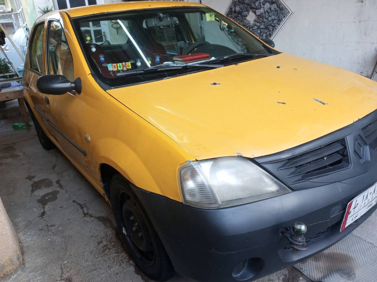 السلام عليكم للبيع رينو
حدادية جديدة 

تخم تاير 

كهربائيات كله شغالة

سنوية ل 2028 تحويل ثاني يوم

ادامة كاملة تخم نوزل تخم مجاول تخم بلكات قوايش داينمو تايمكيس كله جديد 

تبريد منضومة كاملة خير من الله 

للبيع ب ٣٠ وبيه مجال 

للاستفسار ***********
العنوان ديالى جديدة الشط
