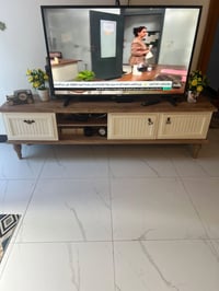 ميز • للبيع • بلازمه