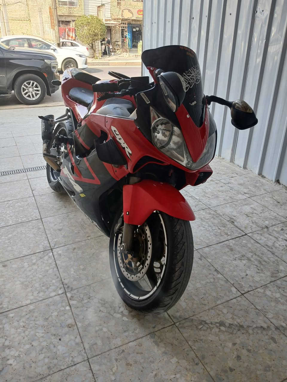 f4i • ٦٠٠ • مكينة زبد