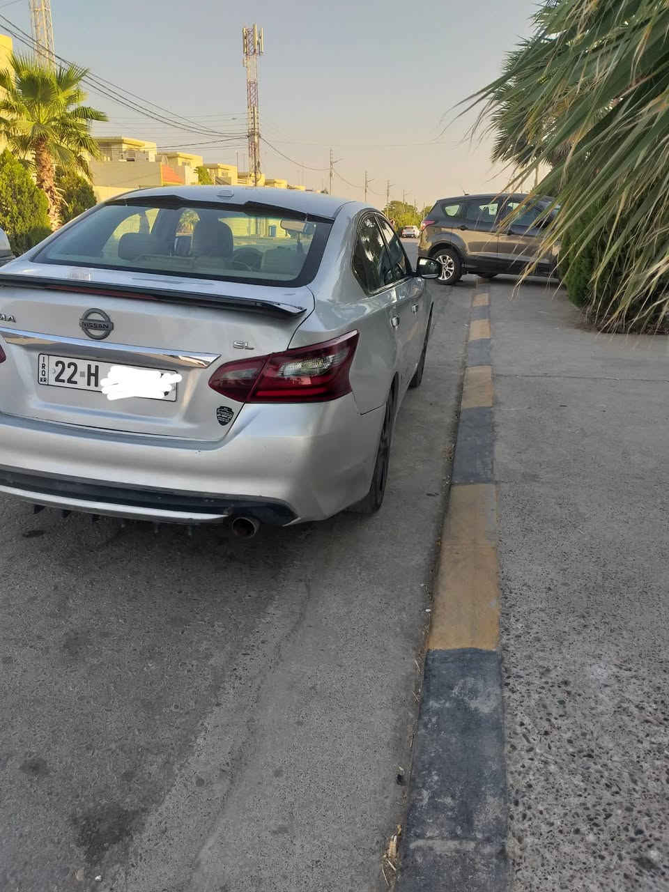 السلام عليكم نيسان التيما 2016 محرك V6//3500
ضرر قبق جنطة وجاملقات خلفية الباقي كفالة سيارة حلوة 
رقم اربيل شرط التحويل 
مواصفات SL //بصمة /شاشة/فتحة بل سقف/ تدفئة بل كشنات /كشنات جلد /
داخل اصفر /ماشية 140الف ميل 
مكان السياره اربيل اي استفسار اتصال عل رقم ***********
