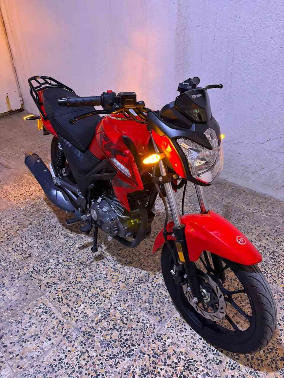 RK200 • ٢٠٠ • ٢٠٢٥