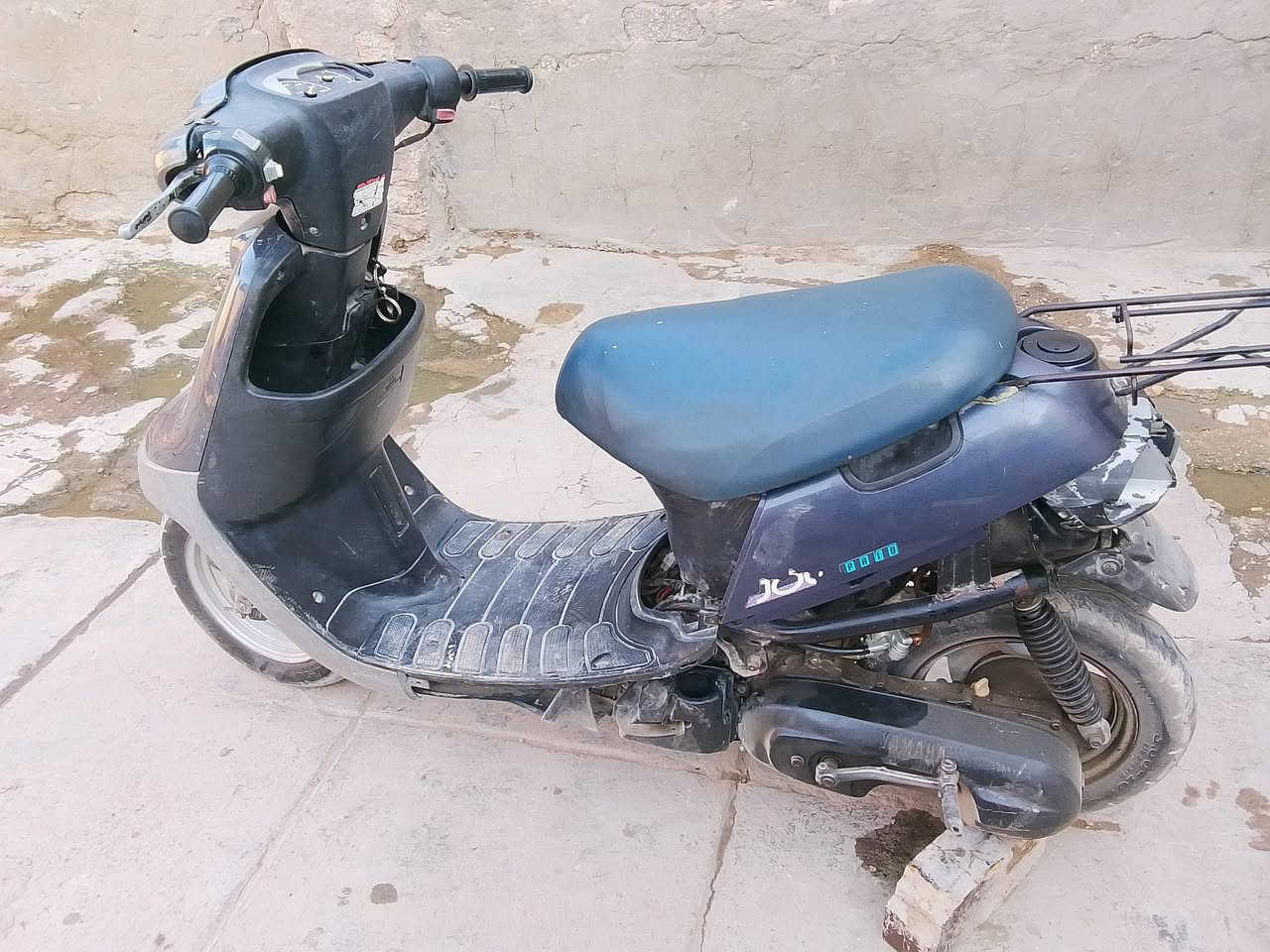 عيني السلام عليكم دراجه للبيع بطه مكانك حله يم التانكي مال الاكرمين شارع ام البنين 150 وبيها مجال***********
