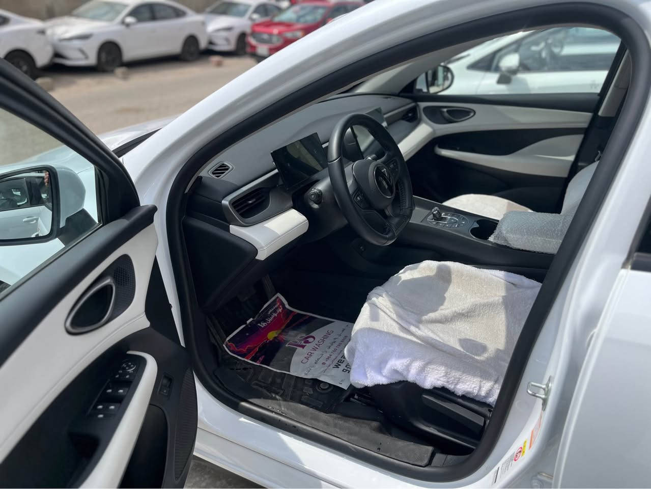 بي واي دي  BYD Seal 05 2025.
تەنیا 13 هەزار ڕۆیشتووە.هیچی نی یە 
مواصفات.کارەبایی و بەنزین و هایبريد.
بصمة شاشةوكاميرا ویل کەپ.تانکی گەورە 
2100 كم.دەڕوات.تحديدسورعه.لیدڤۆلیۆم 
سعر 140$💣🔥ورقە   مۆبایل ***********
مکان أربيل . أربيل, العراق
