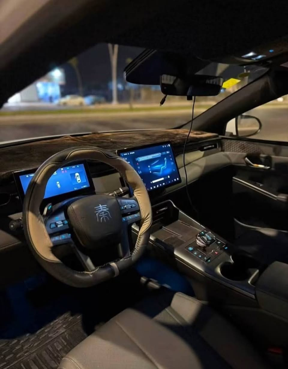 بي وادي  جن بلص 2025 فلاكشب فول الفول ام 13 كامره اوتو بارك   بلكن هايبرد  ماشيه 10 الف كفاله الداخل  زيتوني 

 
بلكن هايبرد  ثلاث انظمه هايبرد + بانزين  شحن ذاتي + شحن خارجي تمشيك2200  كيلو سعه خزان الوقود 65 لتر 

عداد  كليومتر / 10 الف كلي 
  وسياره جديده فلاتر جدد ودهن مبدل جديد جاهزه متصرف درهم 

🔥   مثبت   لوحات  سنويه باسمي 🔥

عنوان /  النجف حي الميلاد 

🔵محرك يعمل لشحن البطاريه فقط  1500 هجين ثلاث انظمه شحن ذاتي + هايبرد + شحن خارجي 
🔵مقاعد جلد زيتوني 
🔵 مقعد سايق كهرباء   
🔵سلايت 
🔵 اوتو بارك طبكة ذاتيه من دون تحكم السايق + قياده من دون تحكم 
‏🔵تحديد مسار طريق 
🔵لايت داينمك عالي ناصي اوتو 
🔵تحكم   بريك رياضي + بريك كموفرت 
🔵حساس امامي عدد 6 + حساس خلفي عدد 6 
🔵شاشه وسطيه كبيره اكبر من فىه من دون مواصفات تشبه شاشه سونك بلص   تحكم بكامل من داخل شاشه  تنزيل جام وغلقه 
🔵 رادار امامي + رادار جانبي + رادار خلفيً
🔵نقط عمياء بمرايه جانبيه + مري شفط + اشاير مري +اناره تحت مرايه 
🔵كيجات  سونك بلص  
🔵13 كامره محيطيه + دي في ار تسجيل  
🔵دركة دي جلد وحياكه 
🔵بكلايت لد   خليه  
🔵بصمه +كارت 
🔵هاندر بريك بصمه اوتو هولد 
🔵كيجات شاشه 
🔵شاشه كبيره تبريد شاشه 
🔵لايت ليد لايت اوتو  + لد صباحي 
🔵تبريد مناخي منفصل 
🔵تبريد قطعتين 
🔵ويل كب كروم 16 
🔵ايرباك عدد 10 
*********** النجف, العراق
