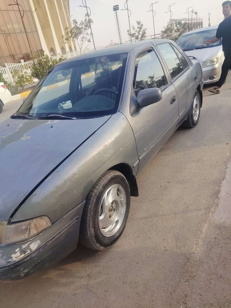 السلام عليكم كيه سيفيه رقم بغداد  بأسمي كير عادي مكينه مسكر خير من الله كهربائيات كله  شغاله السعر ٣٢  وبيها مجال قليل المكان الناصريه  ***********
