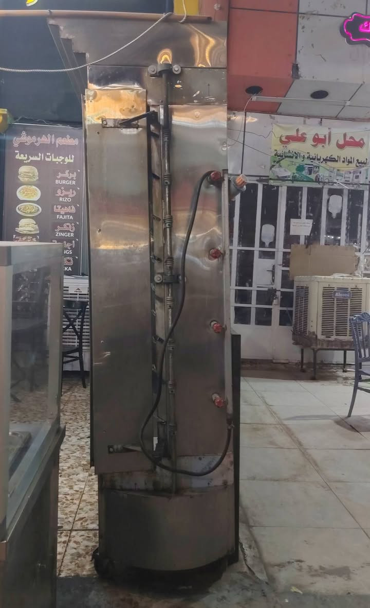 شوايه ثقيل  8 شيش نضيفه جدآ غراضه كامله ماطور شغال مكانه الدورة ***********
