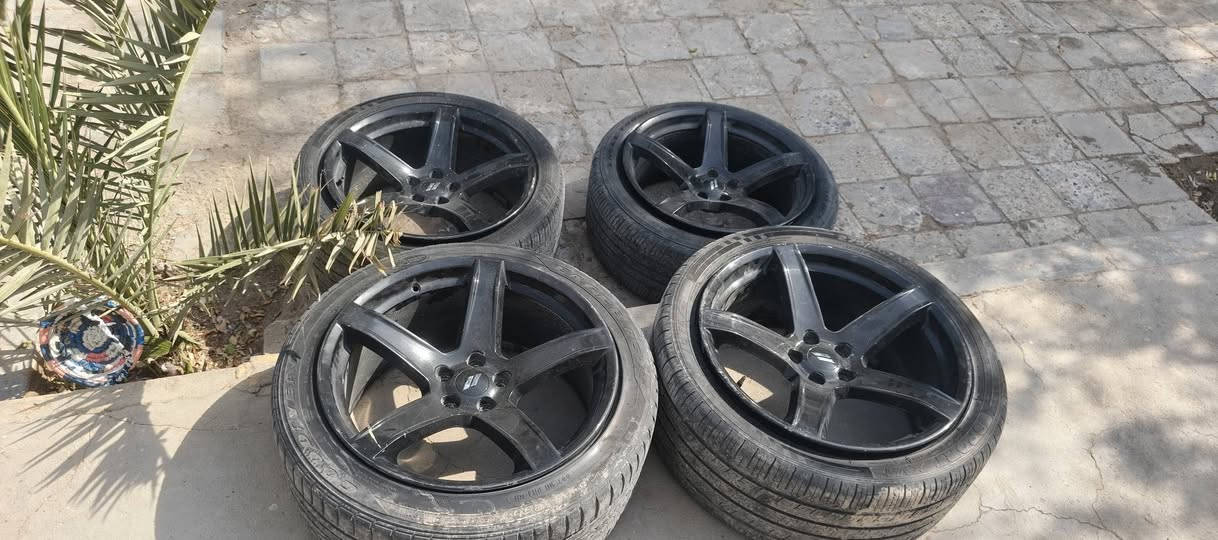 للبيع مع تواير رياضي كفاله من كلشي  ناصريه مركز ***********
