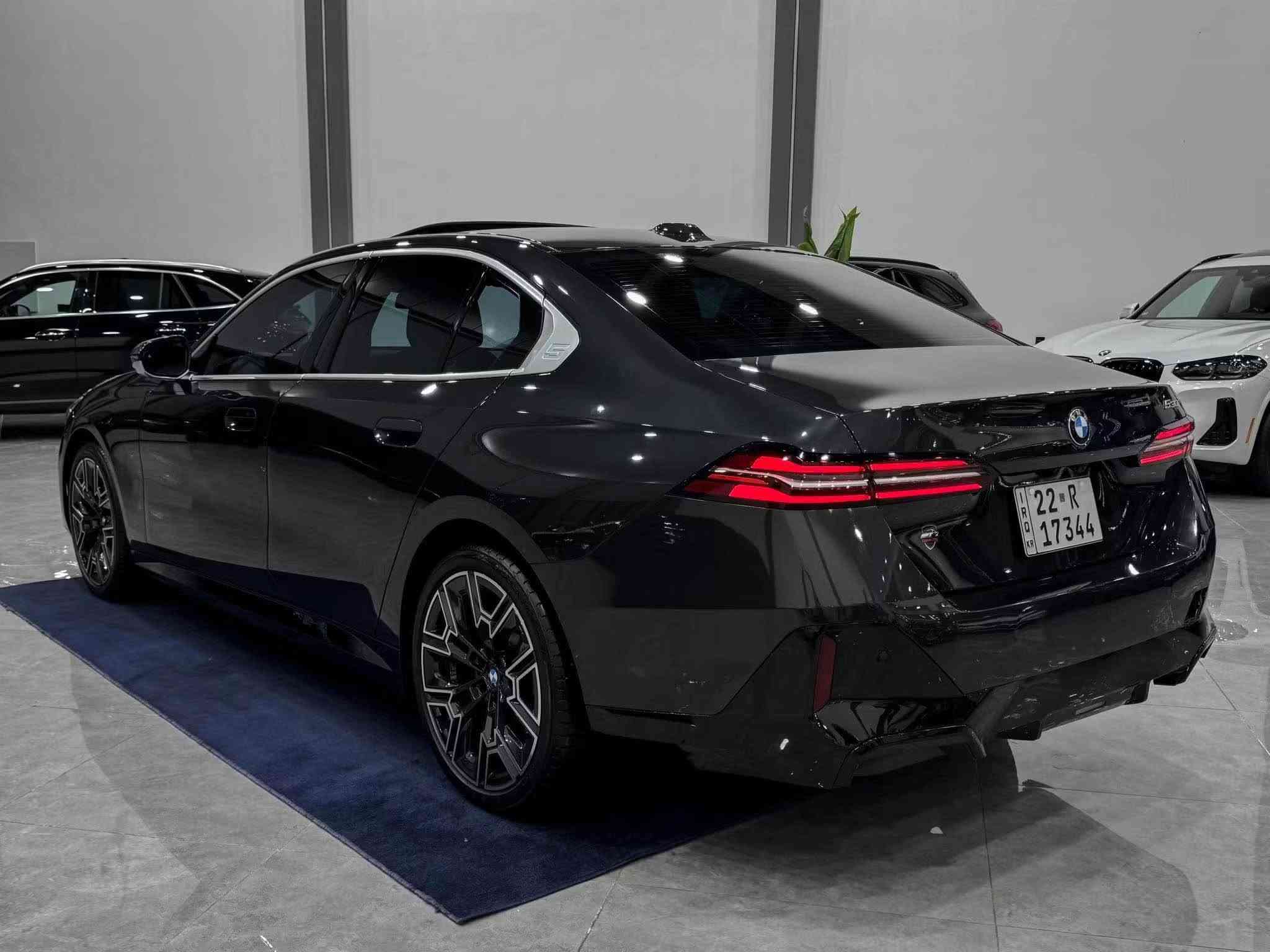 BMW 530i individual 
مۆدێل:- 2024
ماوەی رۆیشتن:ـ 53 هەزار مایل
مواسەفات:ـ سلايد_night vision-داتاشۆـ ناو قاوەی- اوتو بارک _سەماعە هارمان کاردۆن_360 ڕادار _5 کامیرە_كوشين ديزاينو_کوشین خەزن  و گەرمى  و جلدـ سندوق شەفت_ناو لید
سەیارەکە واردی ئەمریکیە 
بە کلین تایتل داخل بووە سەفحەی سەکن بۆیاغی ئەمریکا دەرچووە 
بێ ژوور بێ ئێرباگ بەشەرت
کامل کراوە بە M باکیج

BMW 530i individual 
موديل:-2024
ماشيه:-53 الف ميل
مواصفات:- سلايد-داتاشو-night vision-ئۆتۆ پارک-دواخل قهوائي_رادار 360 - 5 كاميرات-كشن تدفئه و خزن- سماعات هارمان كاردون-دواخل ليد-صندوق شفط--كشن ديزاينو.….
سياره وارد امريكي داخل كلين تايتل
طلع بي صفحة سكن صبغ امريكا 
بدون دواخل بدون ايرباك بشرط
محدث M باكيج كامل

تفاصيل اكثر الاتصال علی ارقام 
***********
*********** أربيل, العراق
