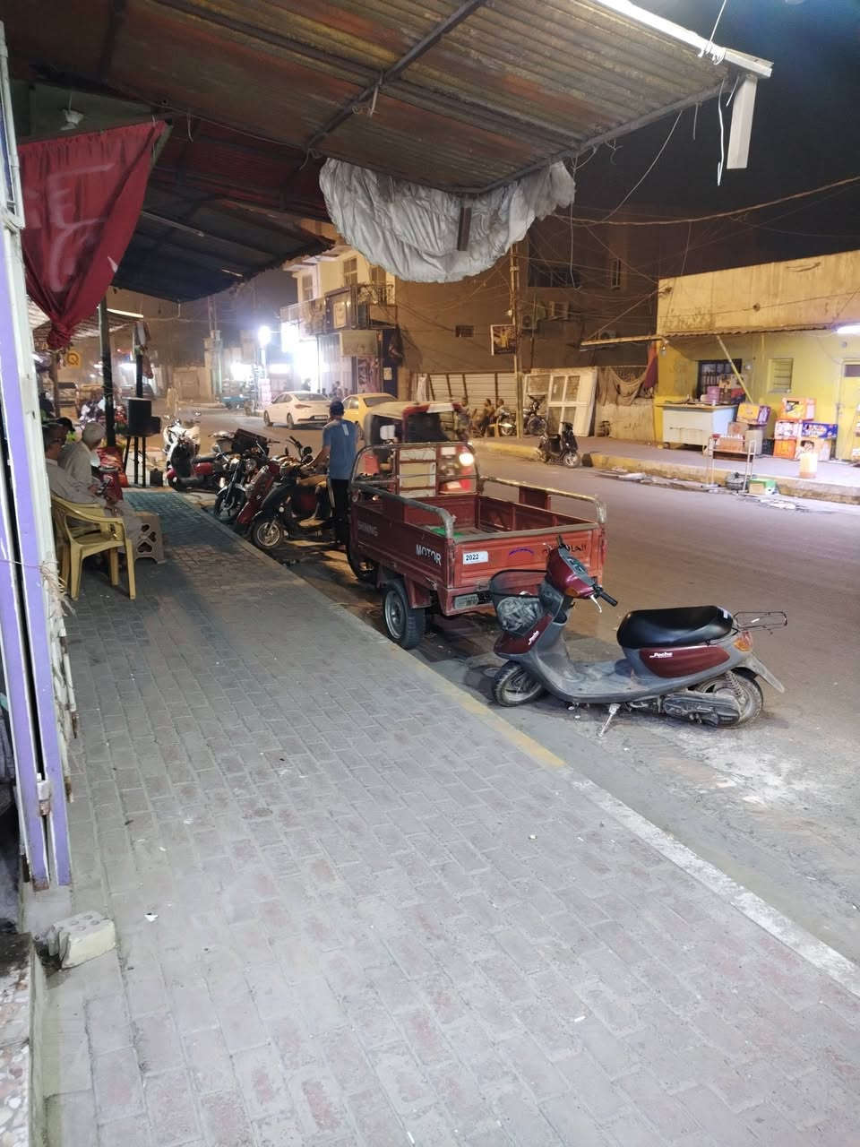 محل للبيع • طويريج شارع البلدي • ديكور جديد