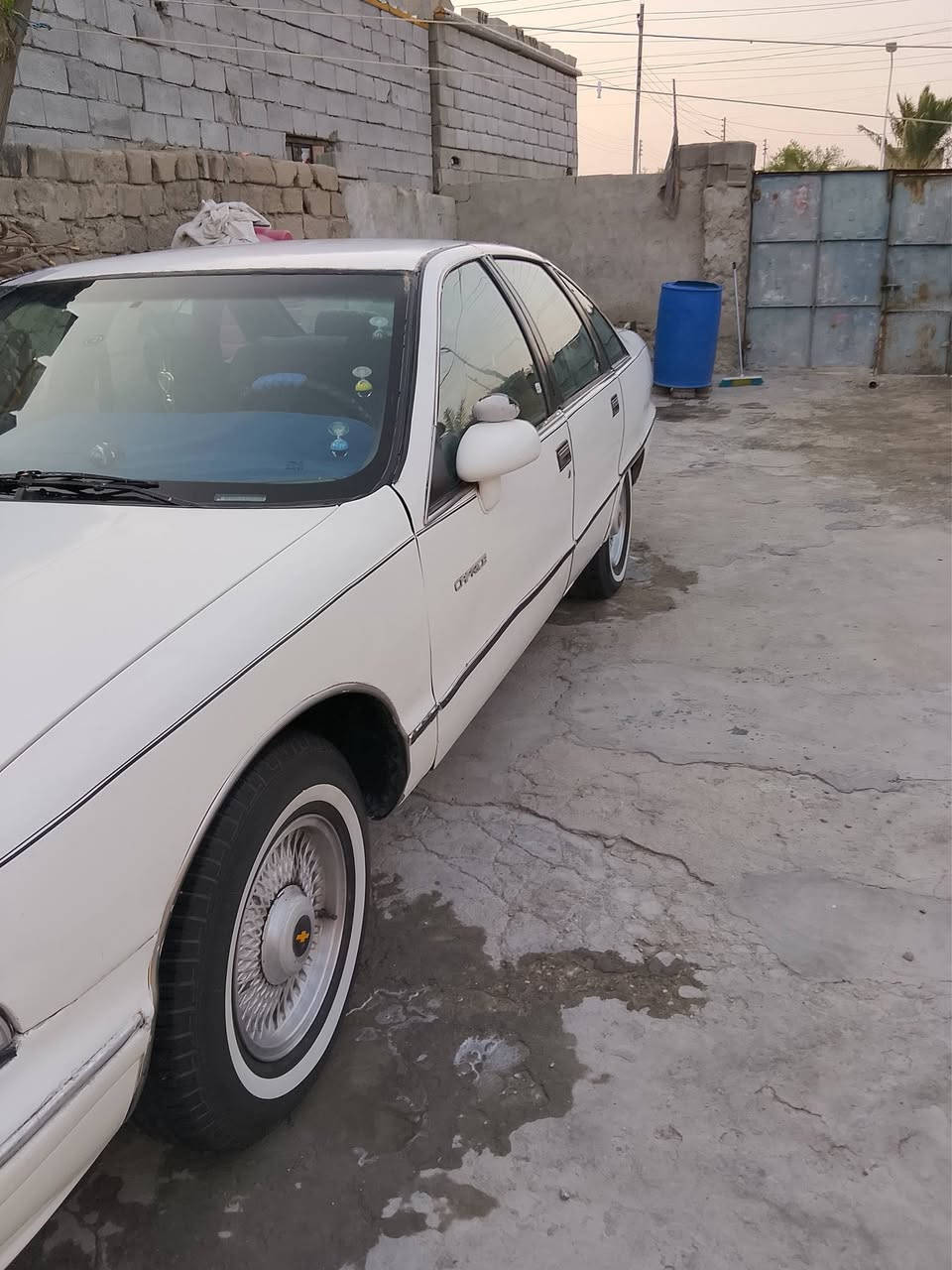 دولفين للبيع موديل 91 بسمي السعر35 وبيه مجال ***********
