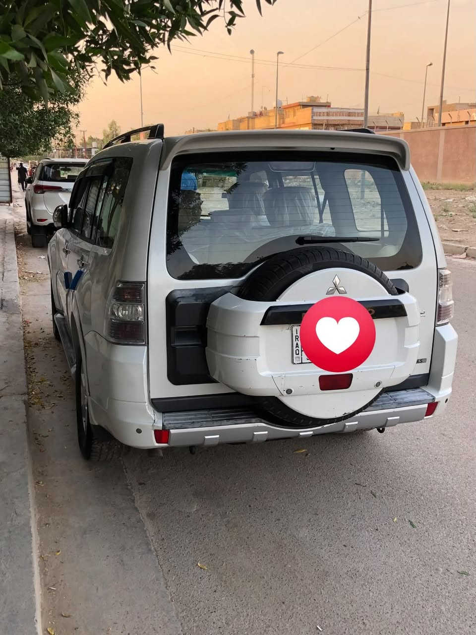 سلام عليكم باجيرو مديل 2010 حبتورفول مواصفات حجم المحرم 3500 مواصفات السيارة فورويل نضام دفلوك كشنات كهرباية اشارة بل مري شفط تحكم ستيرن فتحة تبريد ثلاث قطع حساسات خلفية زاد ثلاجه السيارة قطعتين صبغ بدون دواخل جاملغ خلفي زاد البنيد رقم بغداد (السعر 133 وبيهة مجال)العنوان بغداد الشعلة التصال***********
