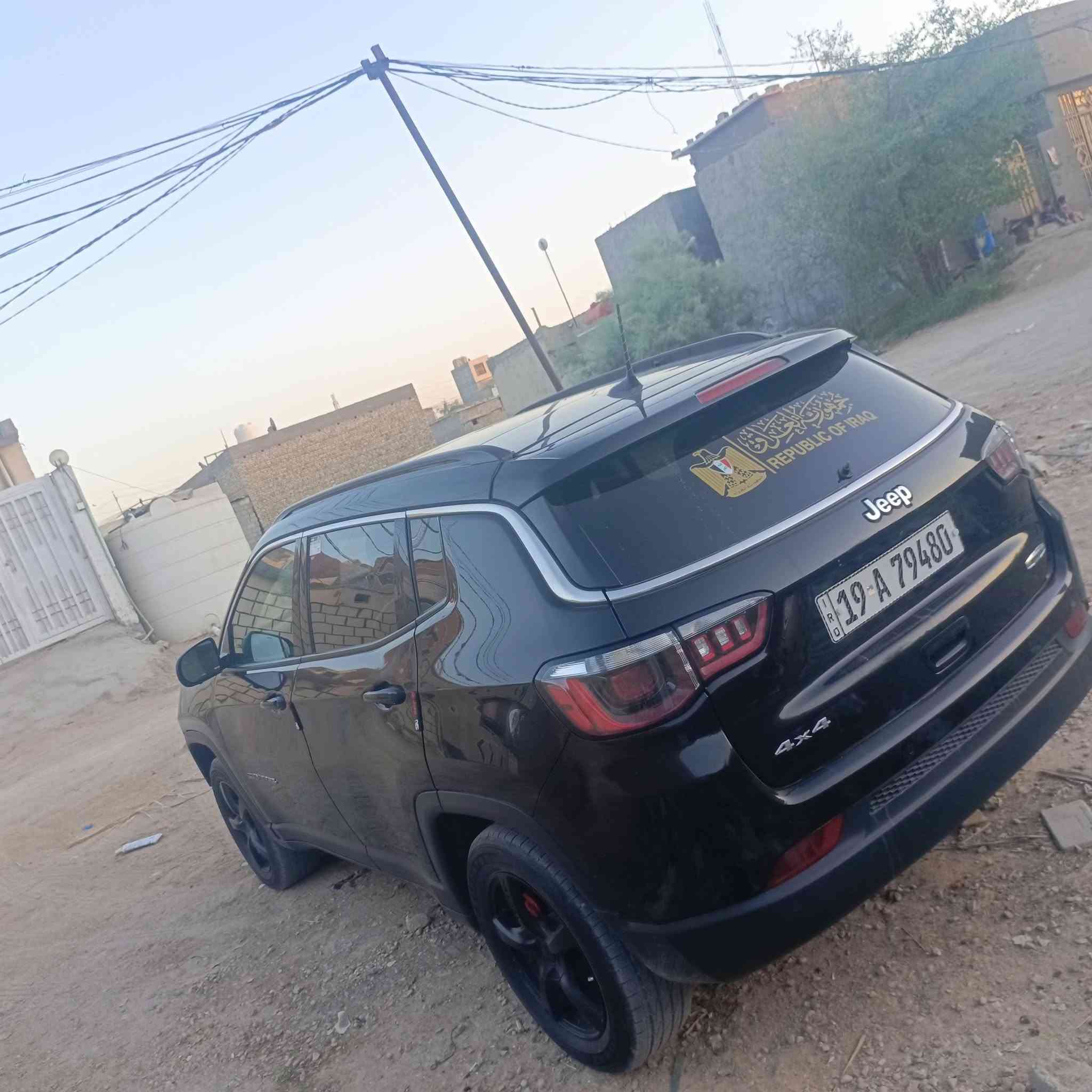 جيب كومباس موديل 2022 سعر 145 وبيها مجال  فول مواصفات ترايل هوك سياره مال بيت ماشيه29الف بنورامه سياره جنطه كهرباء بصمه تشغيل عن بعد الون  سياره اسود  رقم كربلاء بيها فقط بنيد  مكان سياره كربلاء المقدسة رقم هاتف *********** مراوس سياره ناصيه حسب لقناعه
