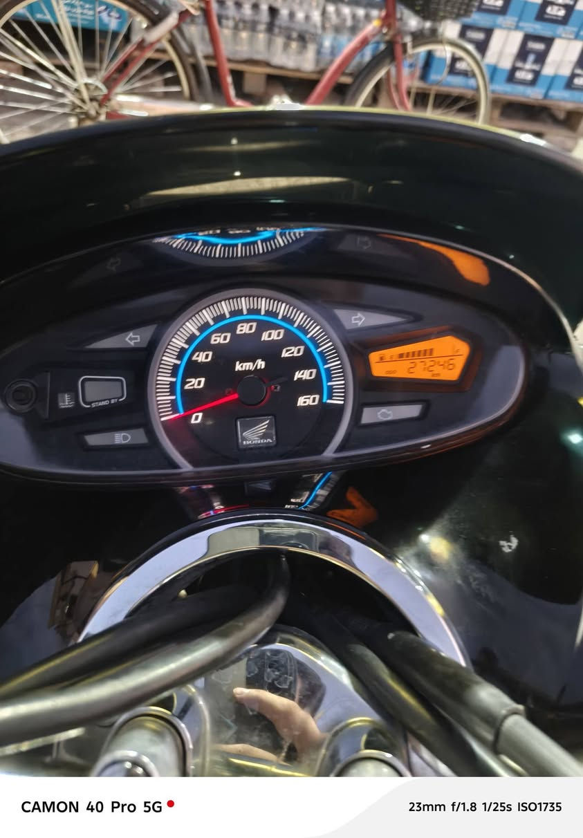 PCX • ١٢٥ • جيل اول