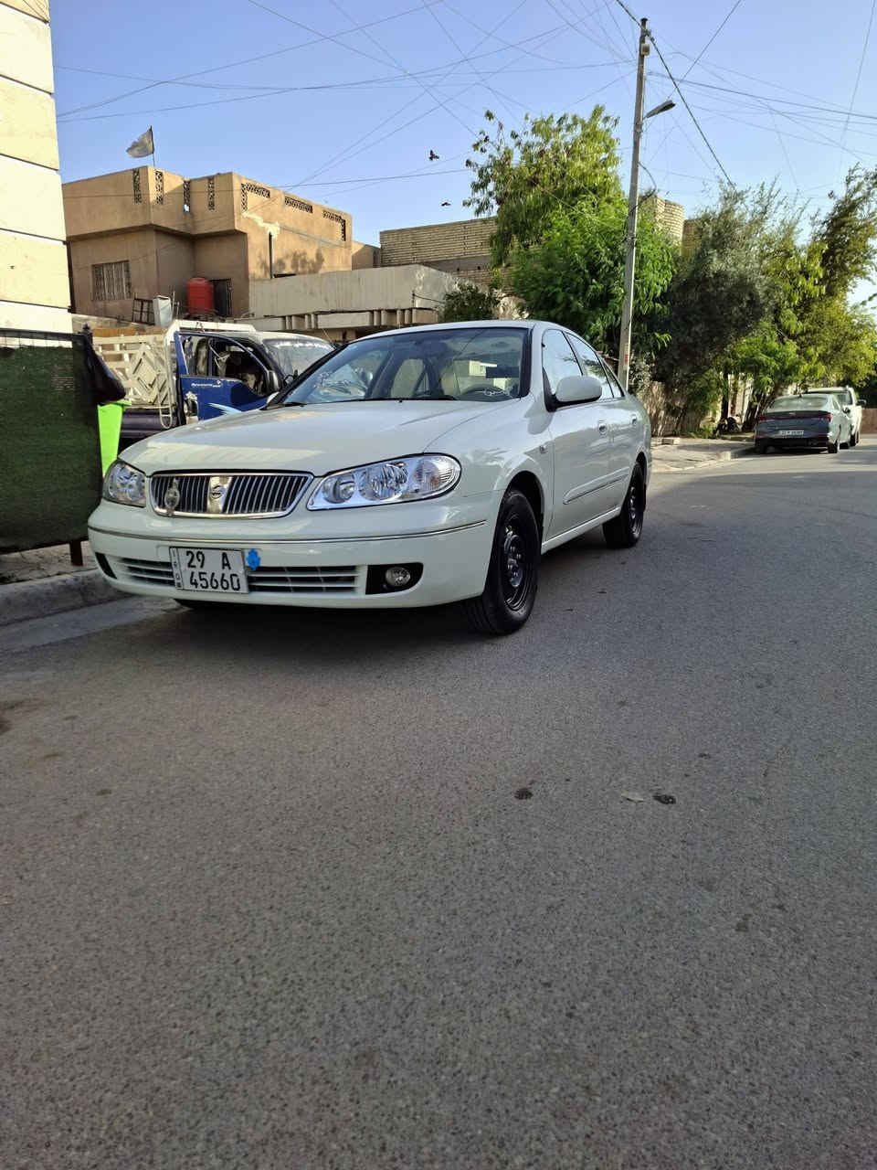 سلام عليكم نسيان سني ياباني 2007 سياره فول دخل صاج مكينه 1800 قبق اسود كير عادي سياره مابيه نقص برغي  المكان بغداد دولعي رقمي ***********
