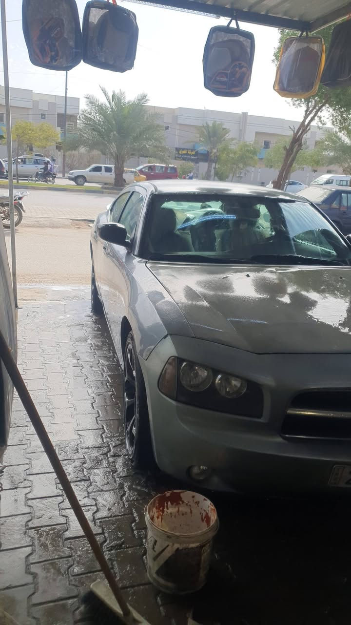جارجر موديل 7 رقم انكليزي اربيل  بسم ولد من الكفل سعر 80 وبيه مجال  كير ومكينه وشواصي نضاف عوزه ترتيب صبغه ودواخل وتواير وبيه المروحه ضعيفه مال راديتر مكاني نجف شارع المطار الرقم *********** واتساب  وماسنجر متواجد
