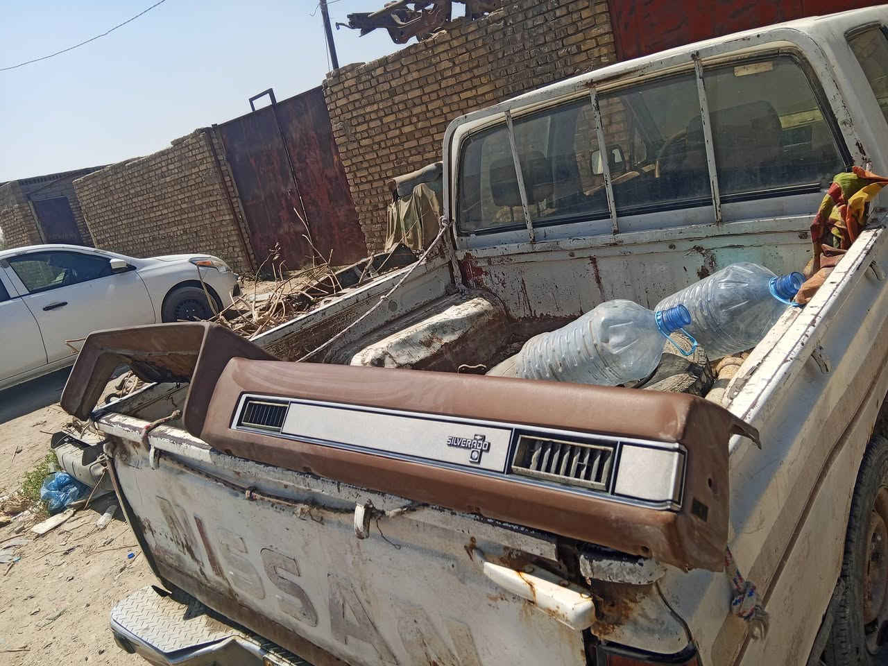 سلام عليكم دشبول للبيع مال جمسي قديم 
مكان ناصريه مركز 
رقم ***********
