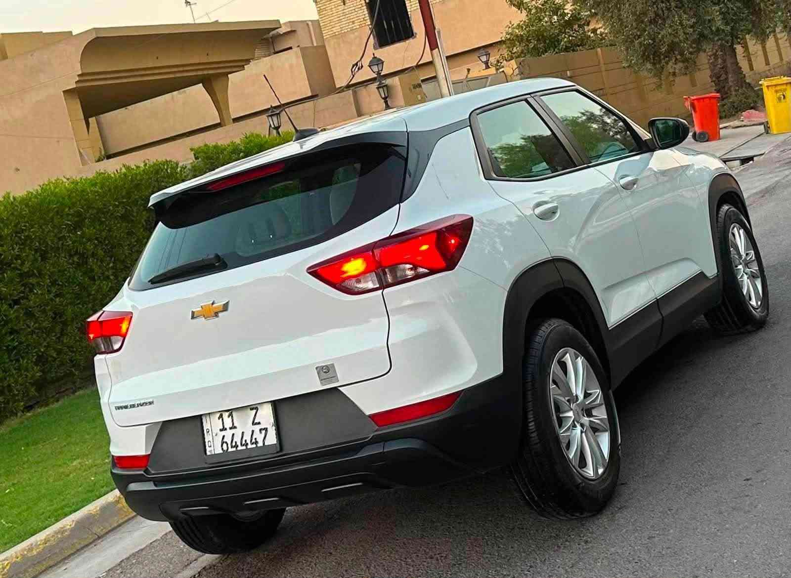 سلام عليكم 
ترل بلايزر  2022
ماشيه 35 
1300 تيربو 
مراوس حسب القناعه 
سعر  143 وبيها مجال
حادث السياره جاملغ وبنيد
والسونار موجود بالصور 
مكان السياره بغداد السيديه او الدوره 
***********8 بغداد, العراق
