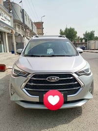 سيارة حديثة • قصر شام • شارع طهمازيه