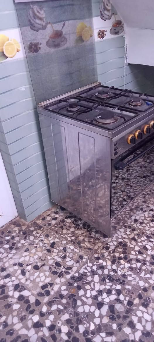 السلام عليكم طباخ للبيع مابي اي ضرر 75 زعفرانيه جواهري
