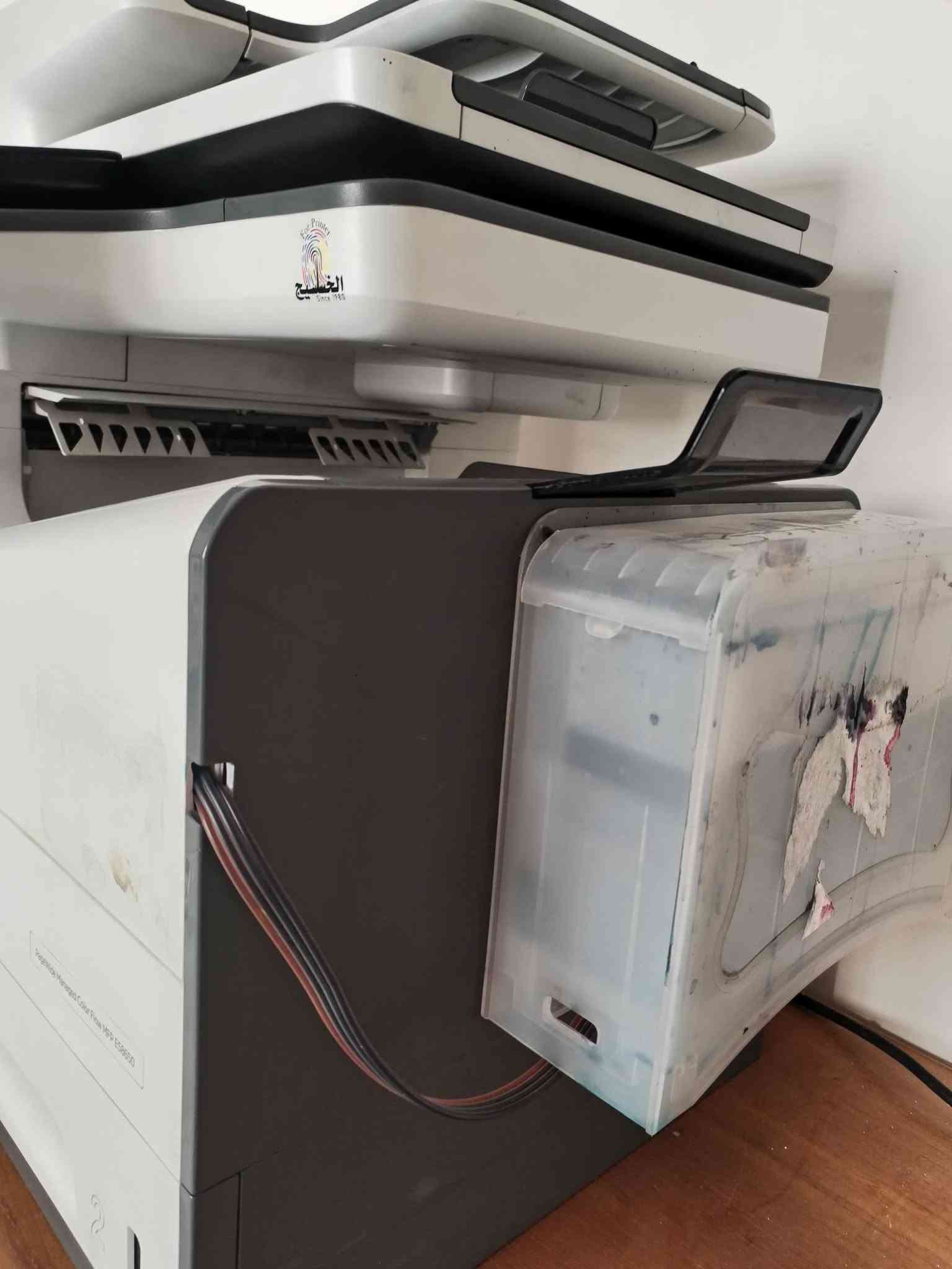 طابعه hp586  نضيفه كلش و مرتبه و سعره كلش مناسب عداده 34 الف صفحه وياه سيت حبر  استخدام شخصي  و ما مستخدمه  سعره 750 و النضافه كدامك صورته من كل مكان  واتساب ***********
