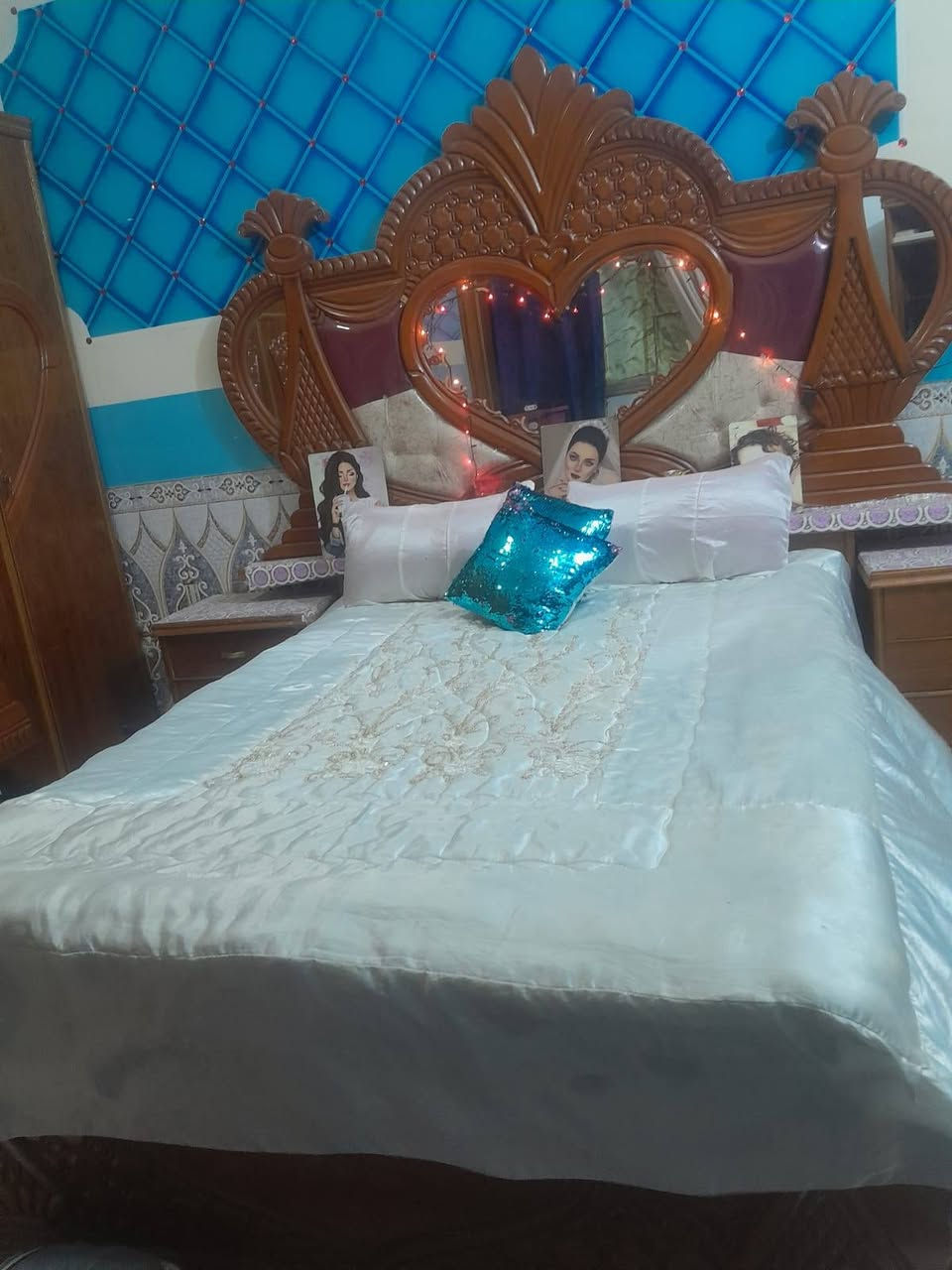 غرفه اخشاب جديده سعر مليون 750 وبيها مجال     للشراي تدلل علينا  عنوان   هيت    حي امينه ***********
