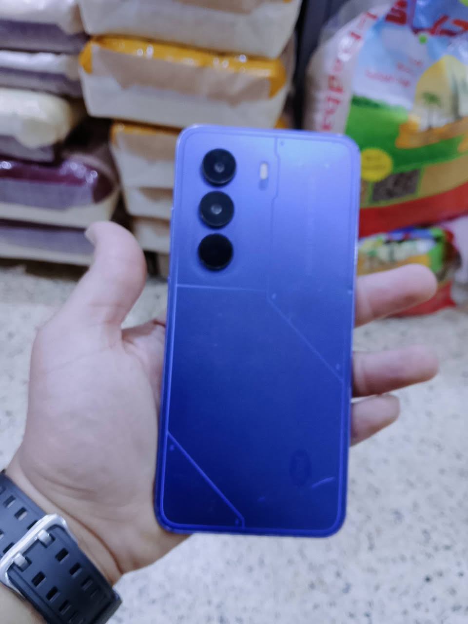 ايتل باور ٧٠ • ١٢٨ جيجا رام ٤+٤ • بطارية ٦٠٠٠mAh